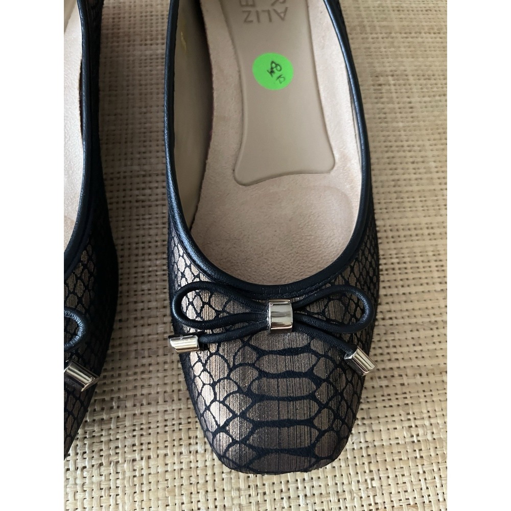 Naturalizer Dove Size 8M Ballet Flats - Picture 4 of 12